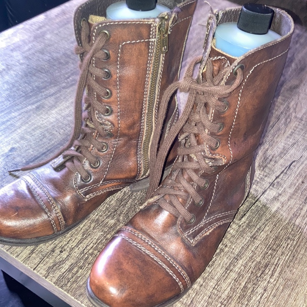 Steve Madden ladies boots vintage